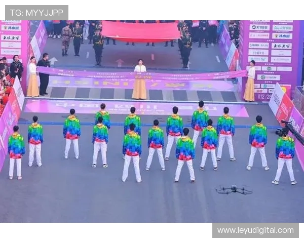 中国田径协会10公里精英赛总决赛眉山举行，张德顺刷新国家纪录