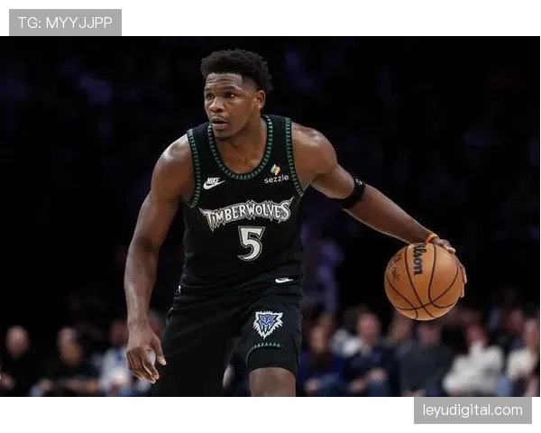 The Athletic发布对爱德华兹的深度访谈:谈及领导力与明尼苏达的篮球文化